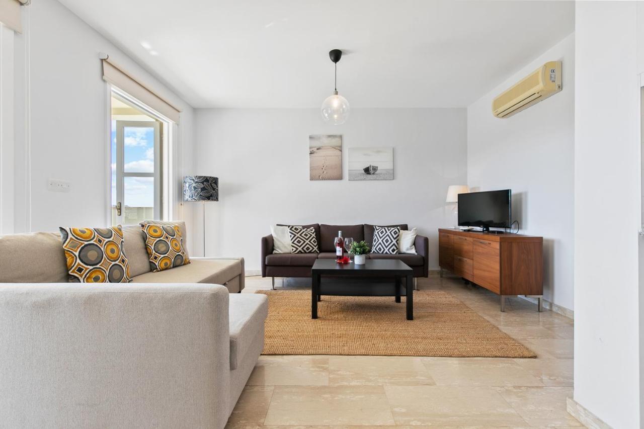 2 Bedroom Apartment Avdimou With Stunning Sea Views, Aphrodite Hills Resort Kouklia Eksteriør bilde