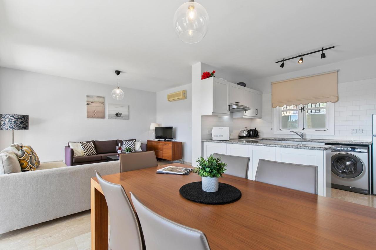 2 Bedroom Apartment Avdimou With Stunning Sea Views, Aphrodite Hills Resort Kouklia Eksteriør bilde