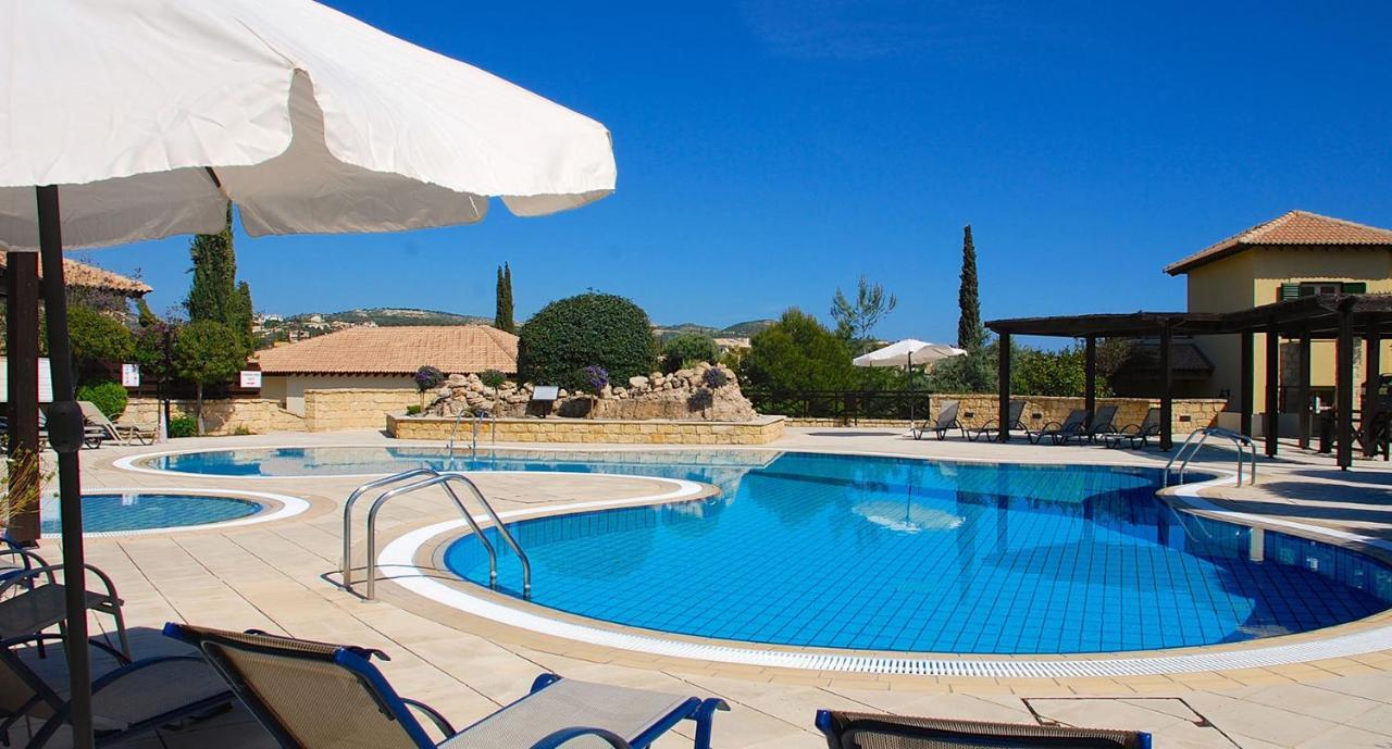 2 Bedroom Apartment Avdimou With Stunning Sea Views, Aphrodite Hills Resort Kouklia Eksteriør bilde